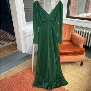 NWT Self- Portrait Green Chiffon Pleated V-Neck long Sleeve Maxi Dress